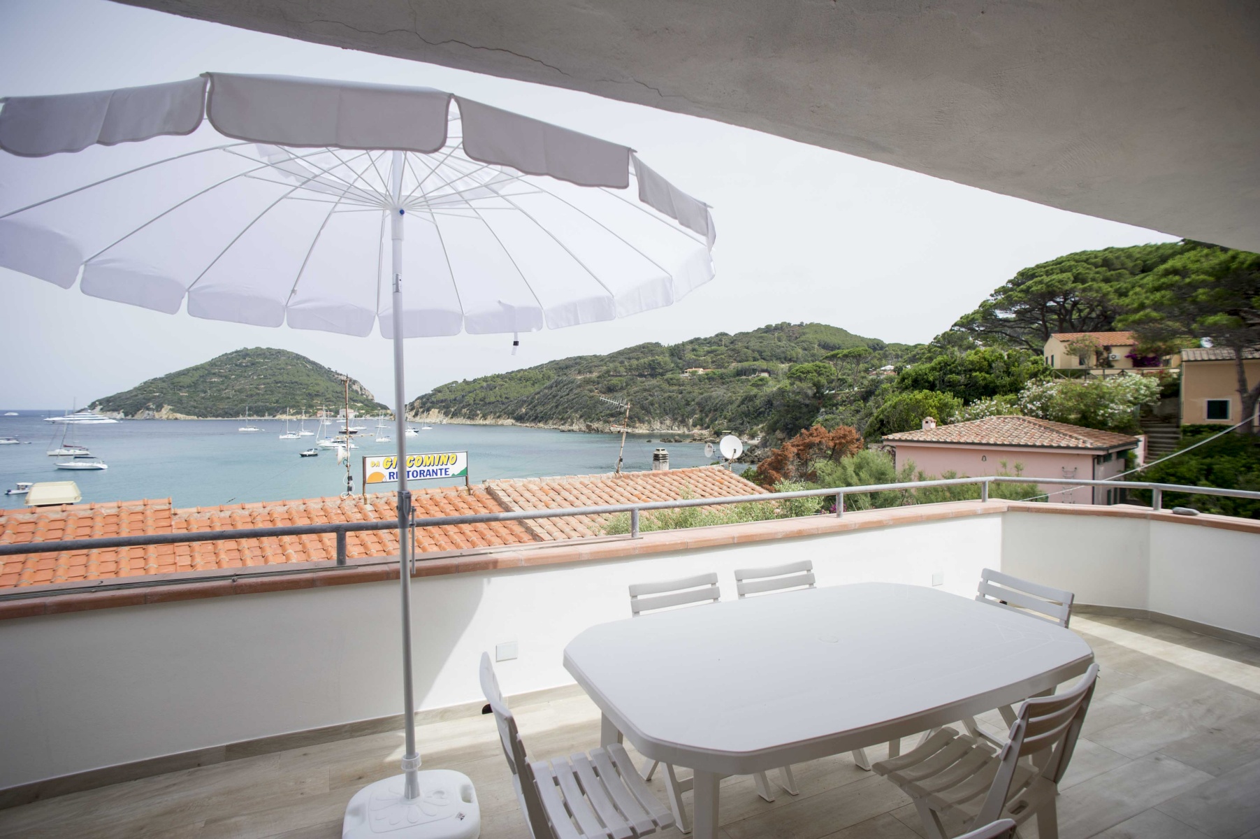 La Terrazza sul Golfo del Viticcio